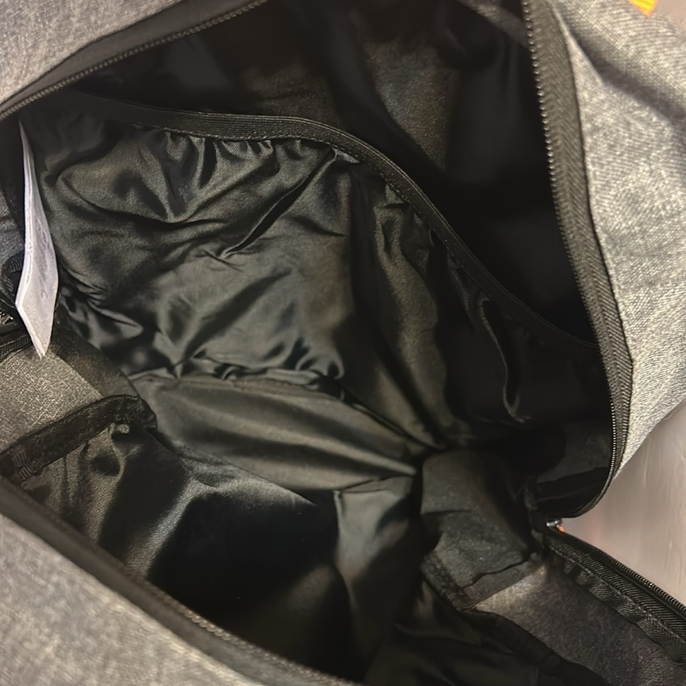 Hurley NEW One & Only Backpack NWOT Dark Gray  NEVER USED 11"Lx 5"Wx 171/2"H - Picture 6 of 7